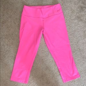 Nike Golf Capri Dri-Fit leggings